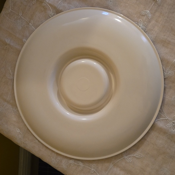 Chip 'n Dip Platter, 14" Round, Blue, White & Red. - Picture 5 of 6